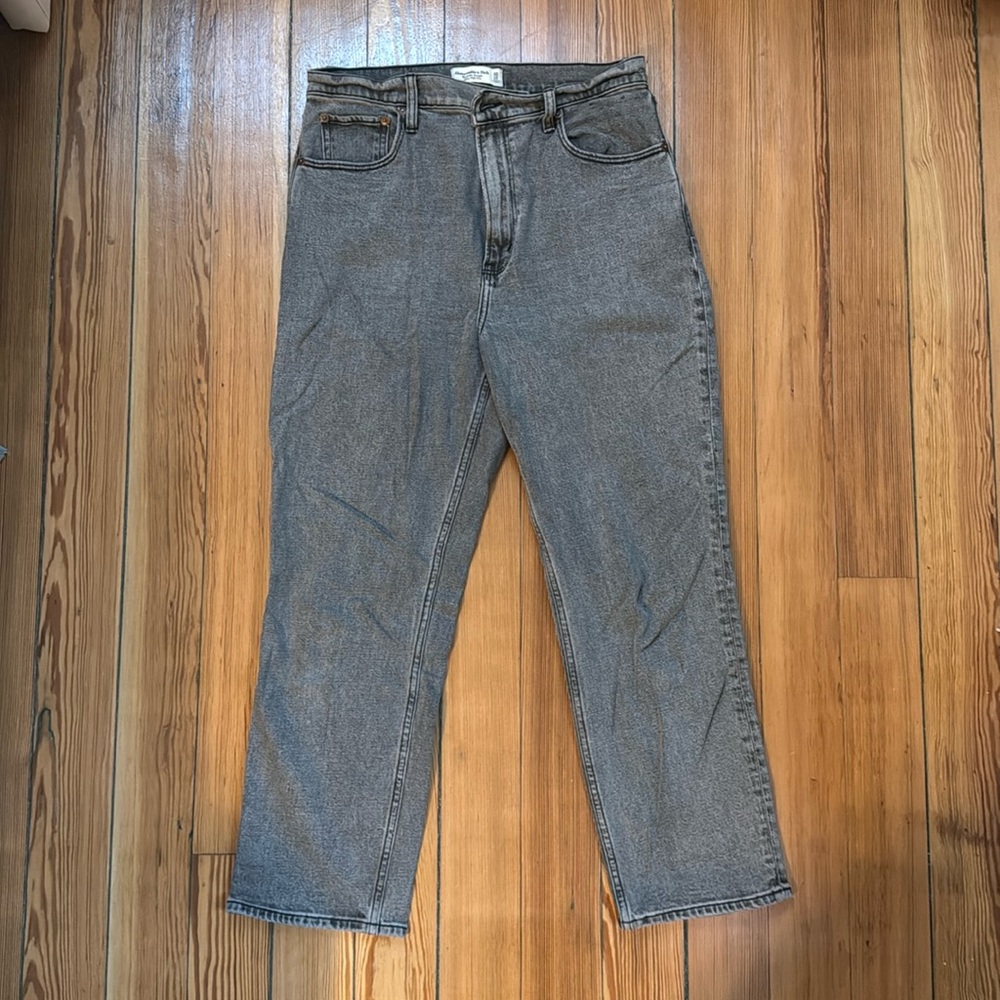 Abercrombie Ankle Straight Ultra High Rise